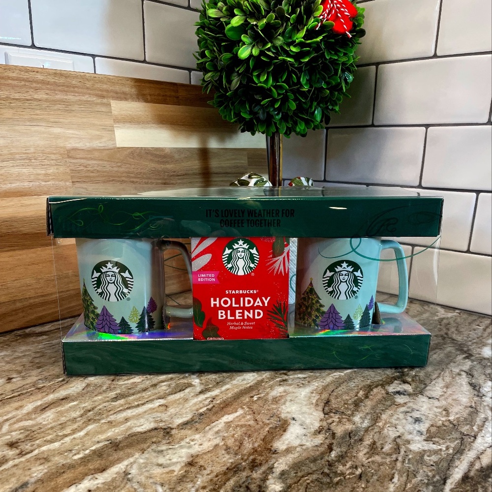 Starbucks Holiday Gift Pack 2 - 11 oz. Coffee Mugs & Holiday Blend Ground Coffee
